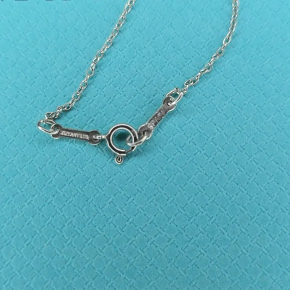Tiffany & Co. Elsa Peretti Open Heart Pendant. 16" Chain - Picture 4 of 4